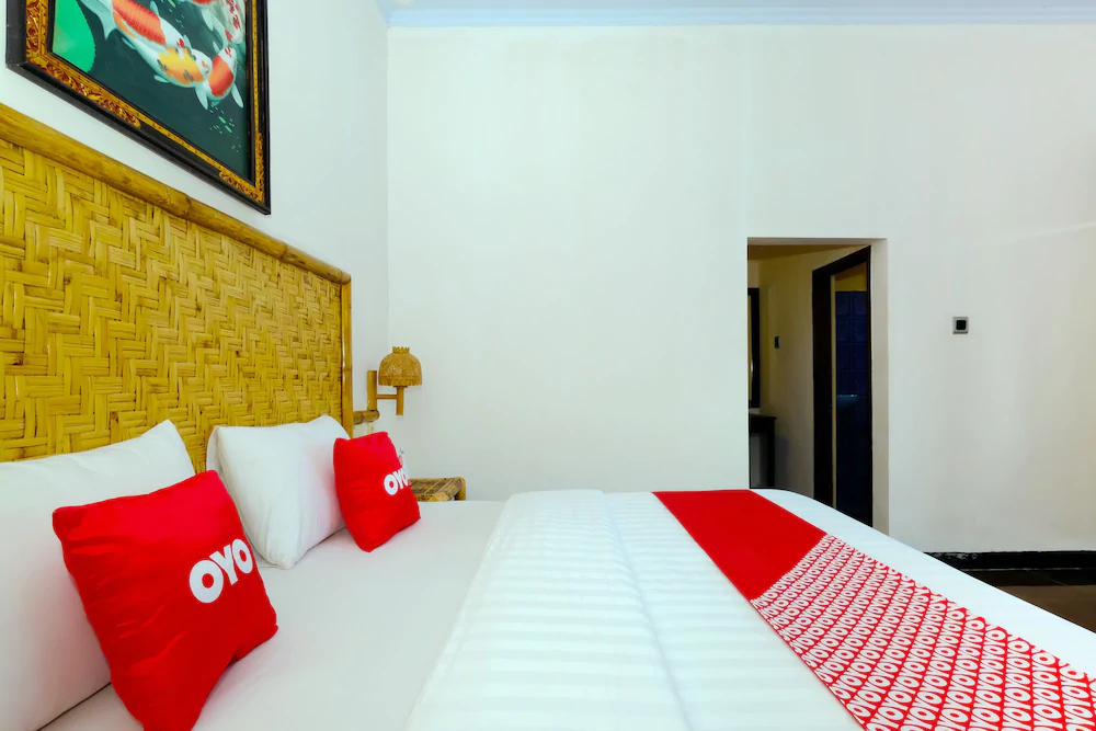 Surya Karhyn Hotel & Restaurant
