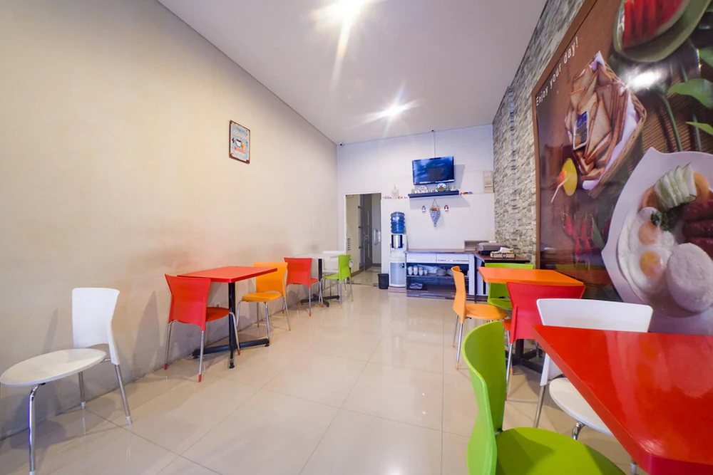 Budget Hotel by RedDoorz