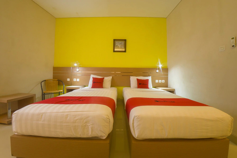 Budget Hotel by RedDoorz