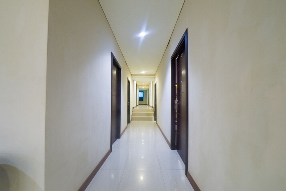 Budget Hotel by RedDoorz