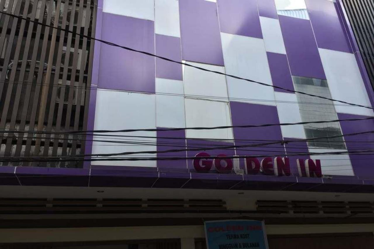 Golden Inn Ambon Reddoors