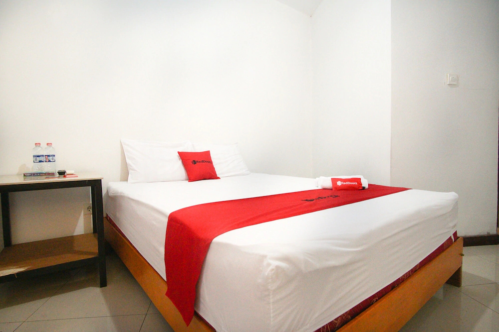 Bio Net Hotel by RedDoorz