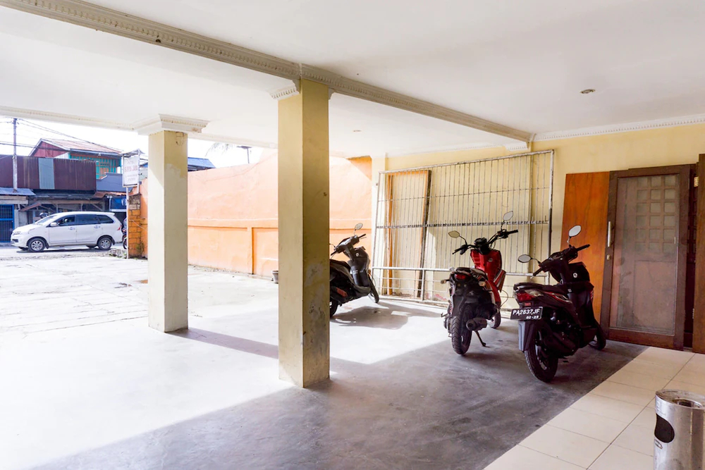 Hotel Surya Java by RedDoorz