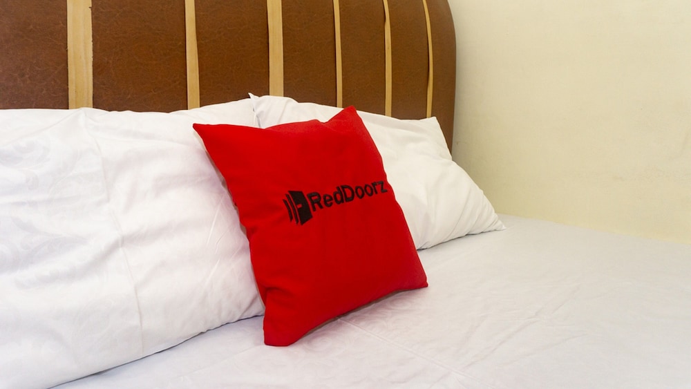 Hotel Surya Java by RedDoorz