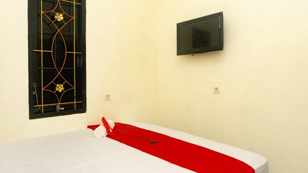 Hotel Surya Java by RedDoorz