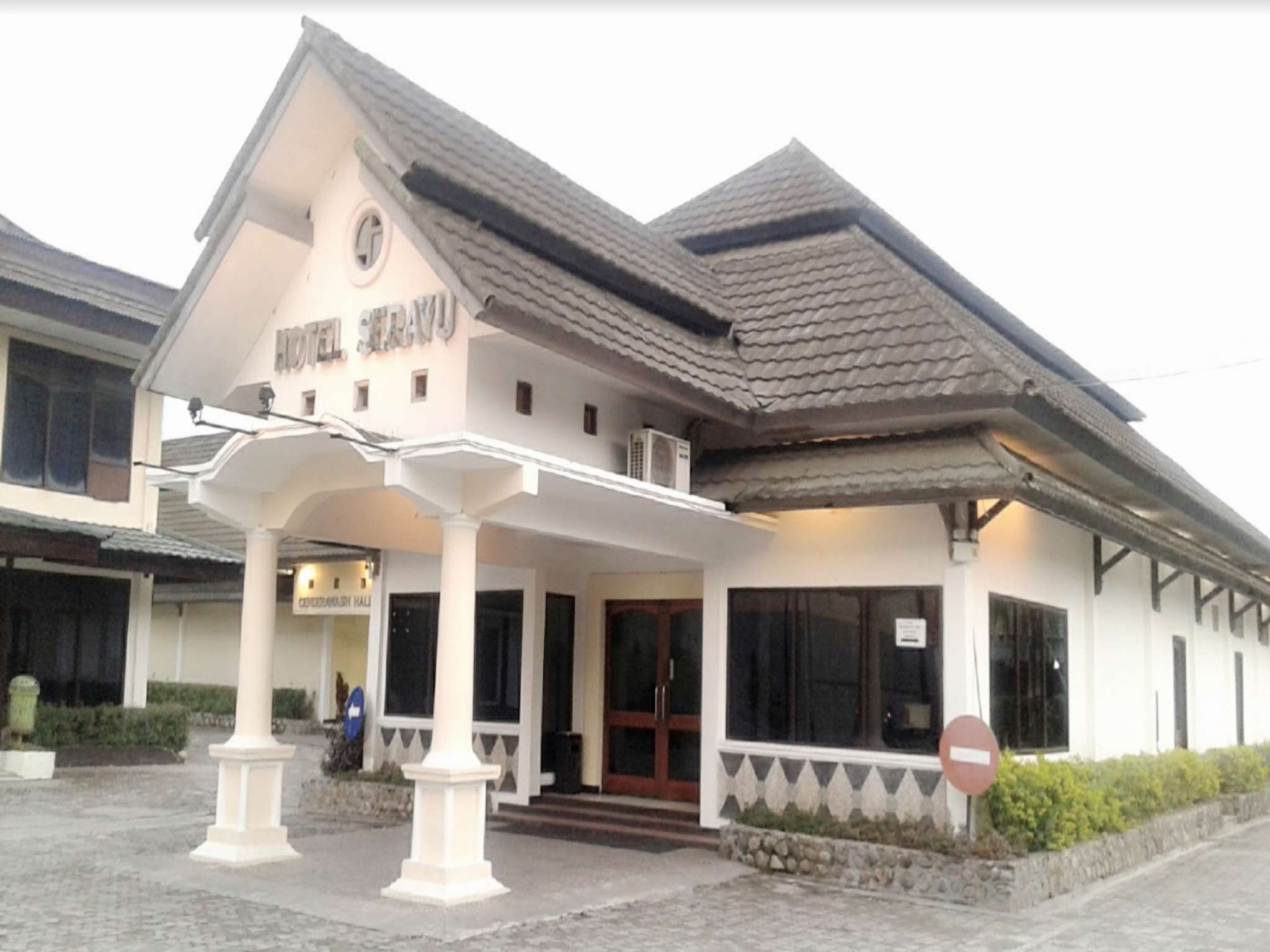 Serayu Hotel