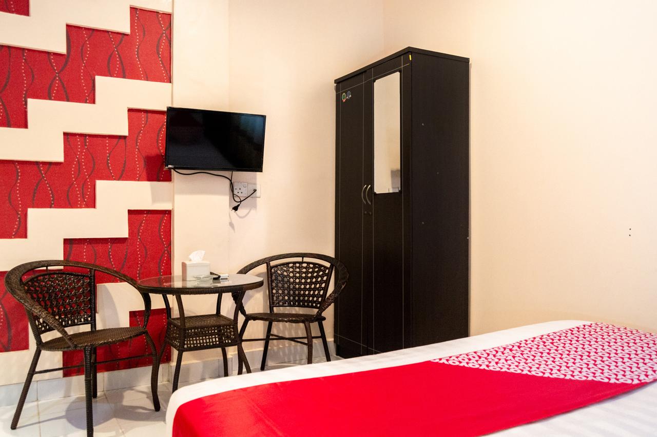 Hotel Prima by OYO Rooms