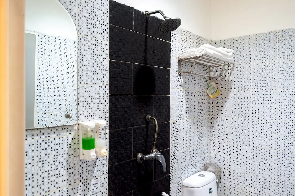 Hotel Prima by OYO Rooms