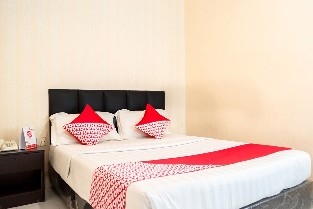 Hotel Prima by OYO Rooms