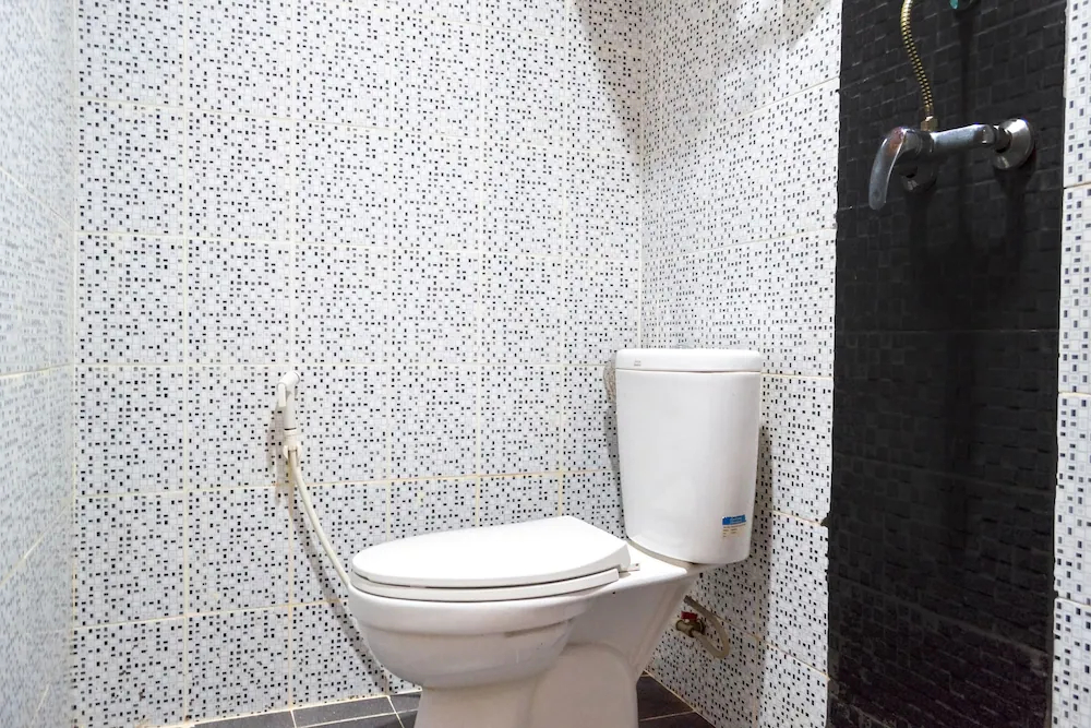 Hotel Prima by OYO Rooms