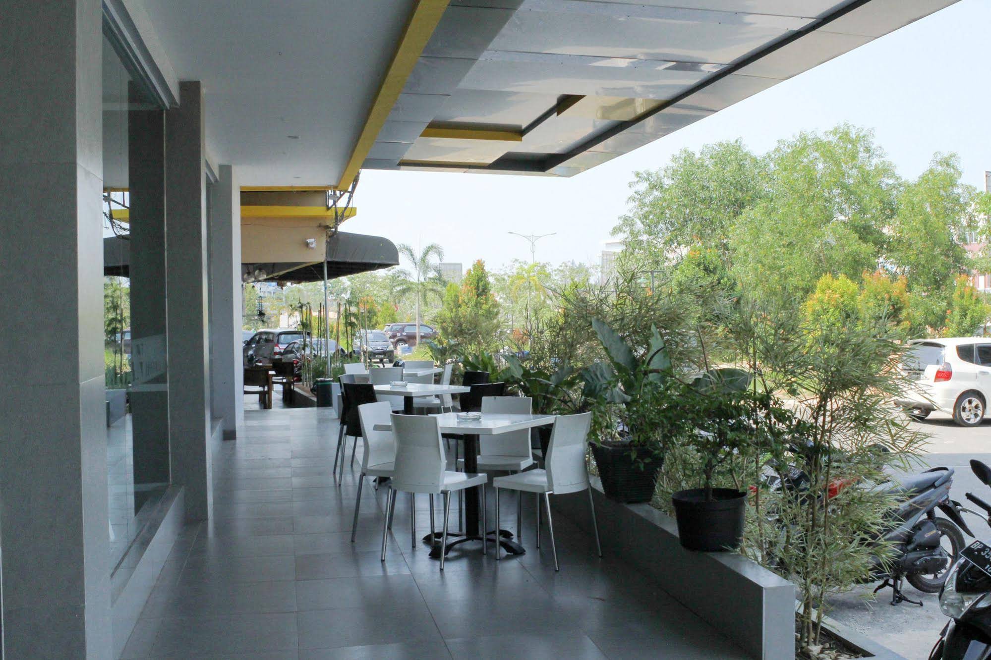 Kaliban Hotel by Airy Rooms