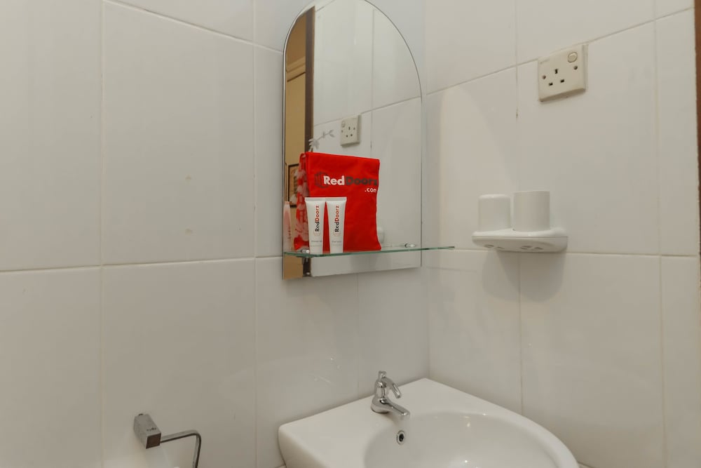 Reddoorz Plus @ Batam Centre