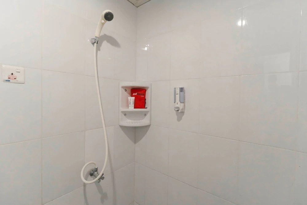 Reddoorz Plus @ Batam Centre