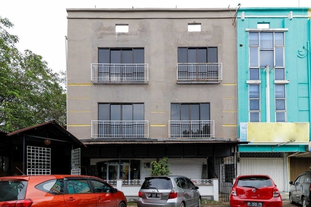 Reddoorz Plus @ Batam Centre