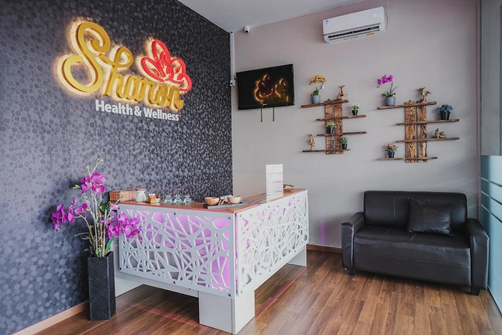 Sharon Apartment by RedDoorz