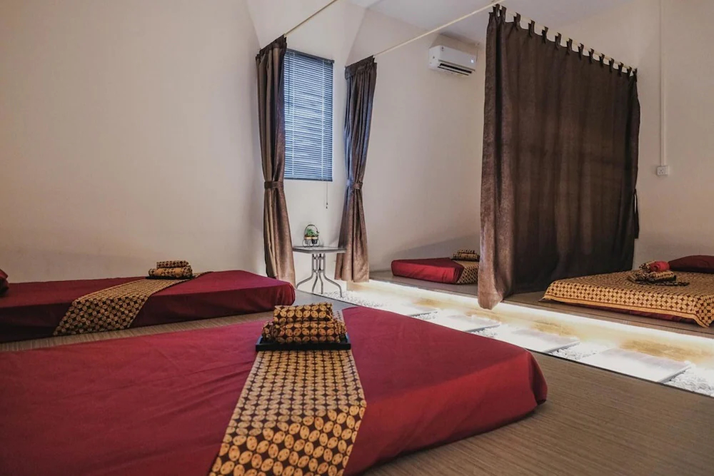 Sharon Apartment by RedDoorz