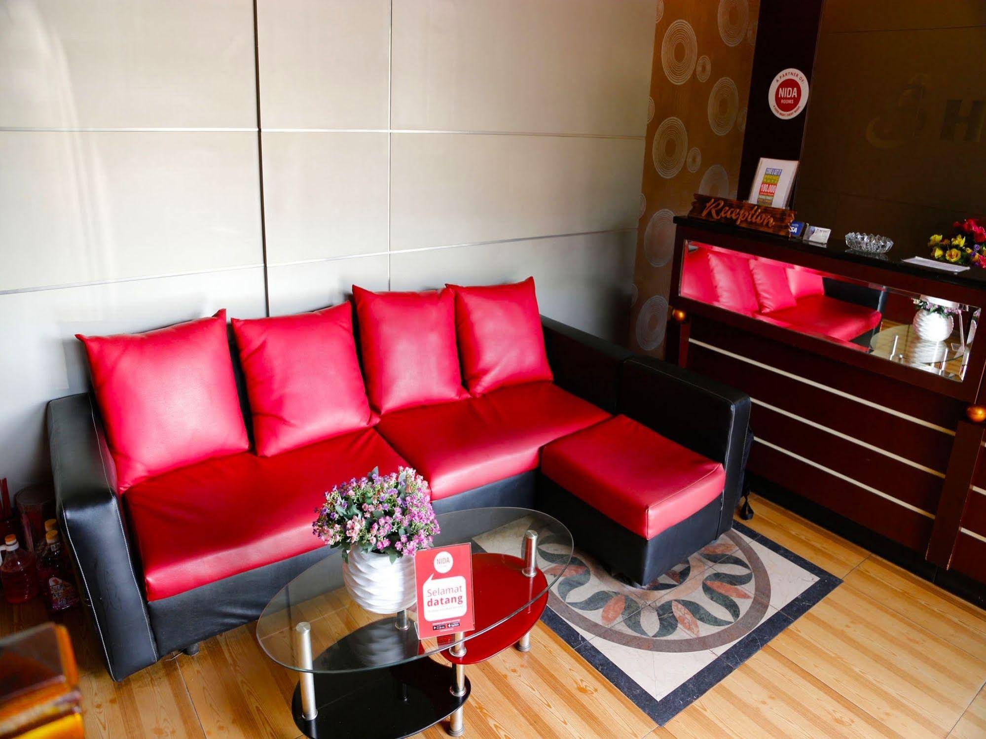 S Hotel by NIDA Rooms