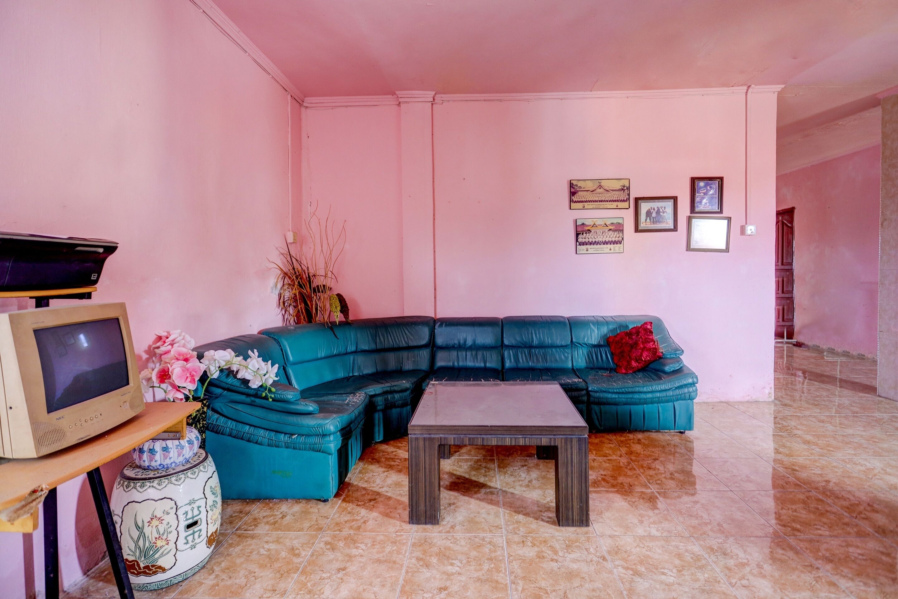 Abi Manyu Syariah by OYO