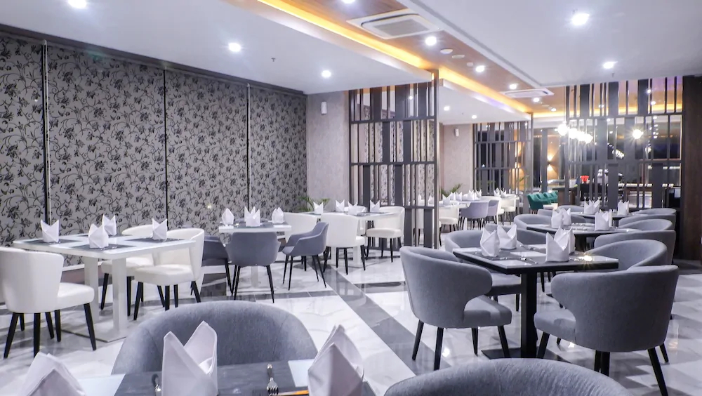 Asialink Hotel by Prasanthi