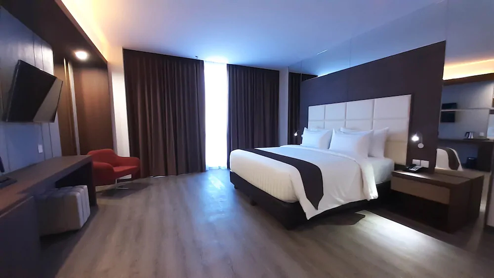 Asialink Hotel by Prasanthi