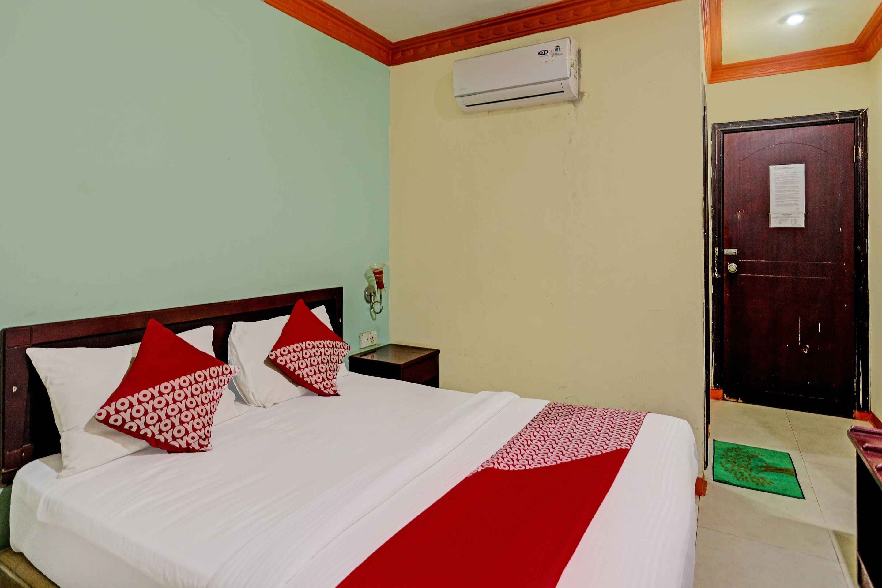 City View Hotel by OYO