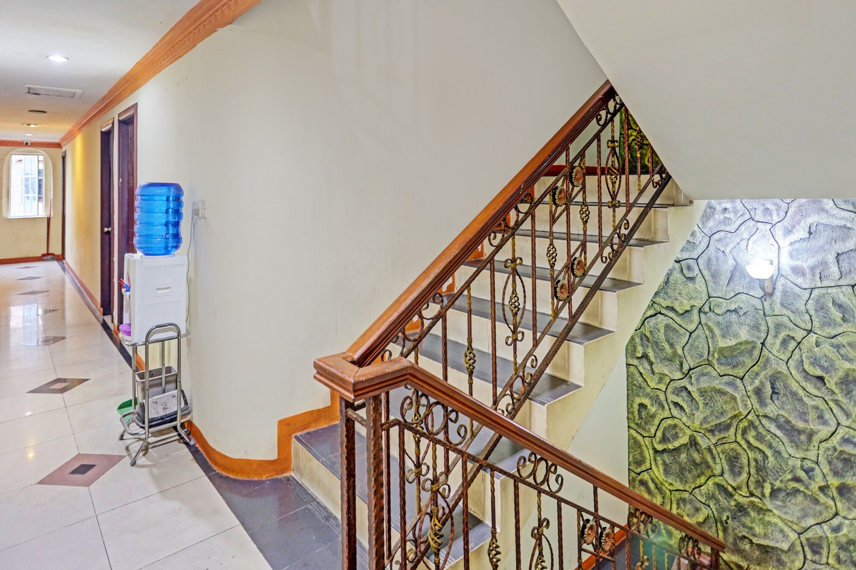 City View Hotel by OYO