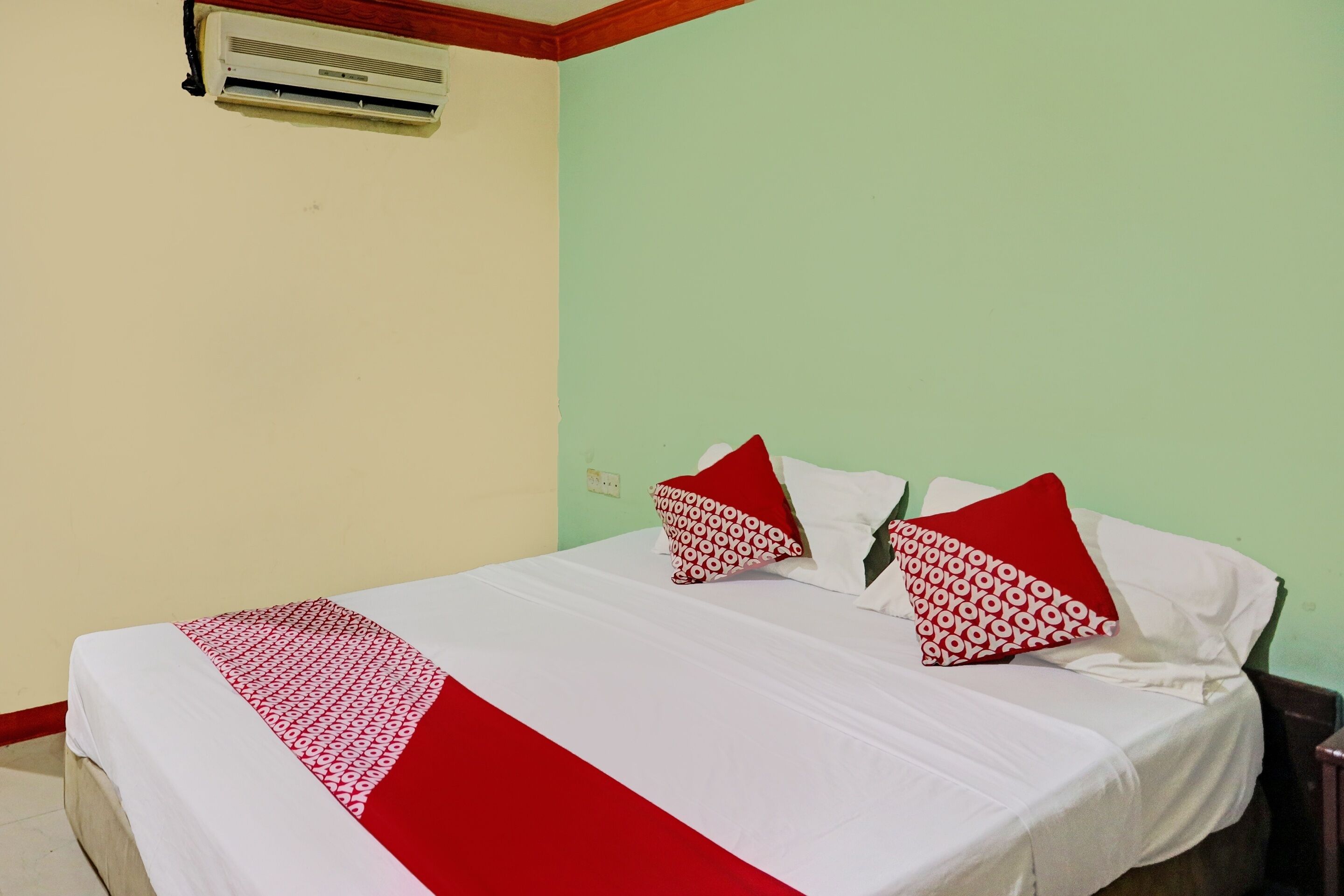 City View Hotel by OYO