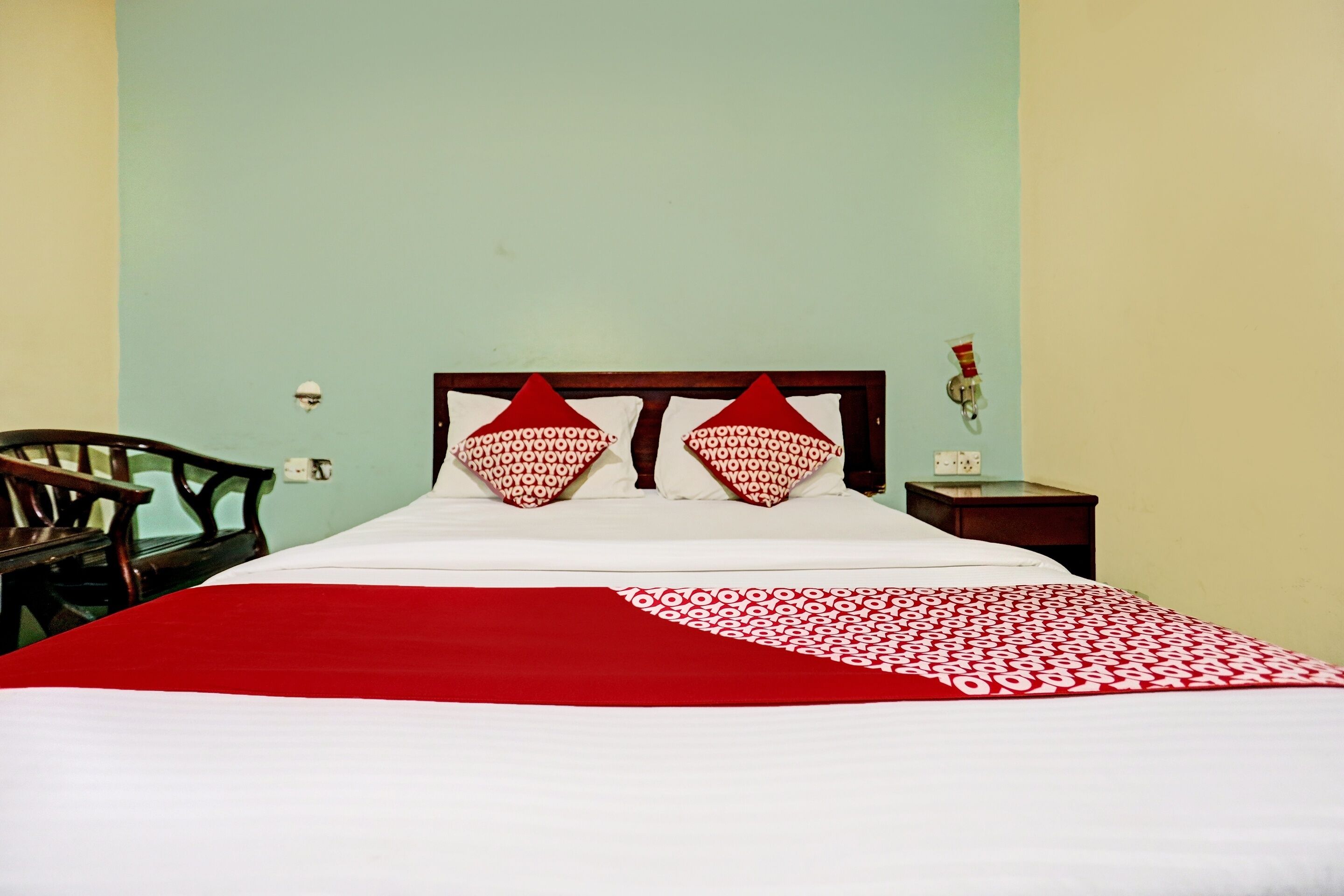 City View Hotel by OYO