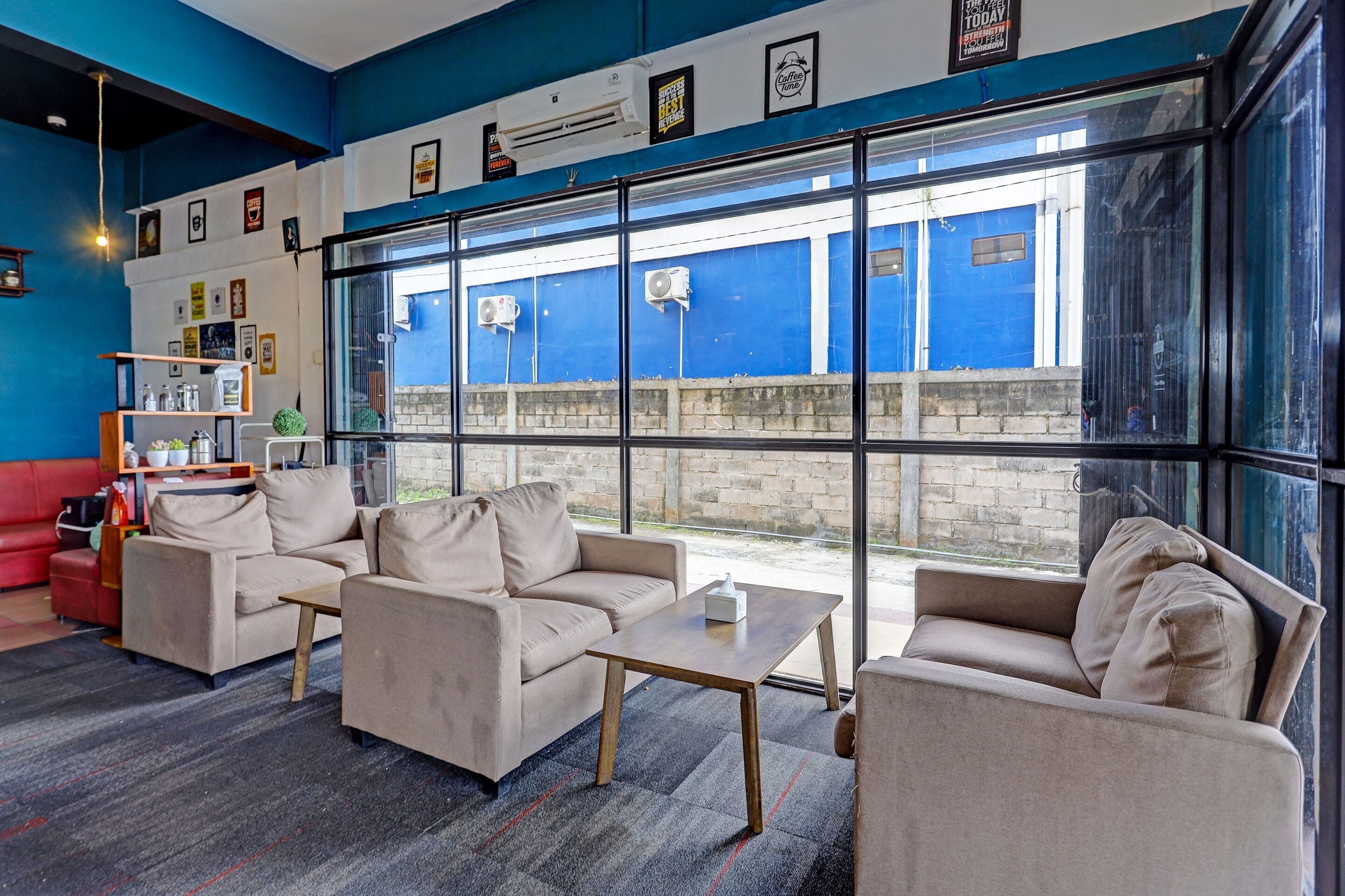 Collection O 91499 John Lebron House