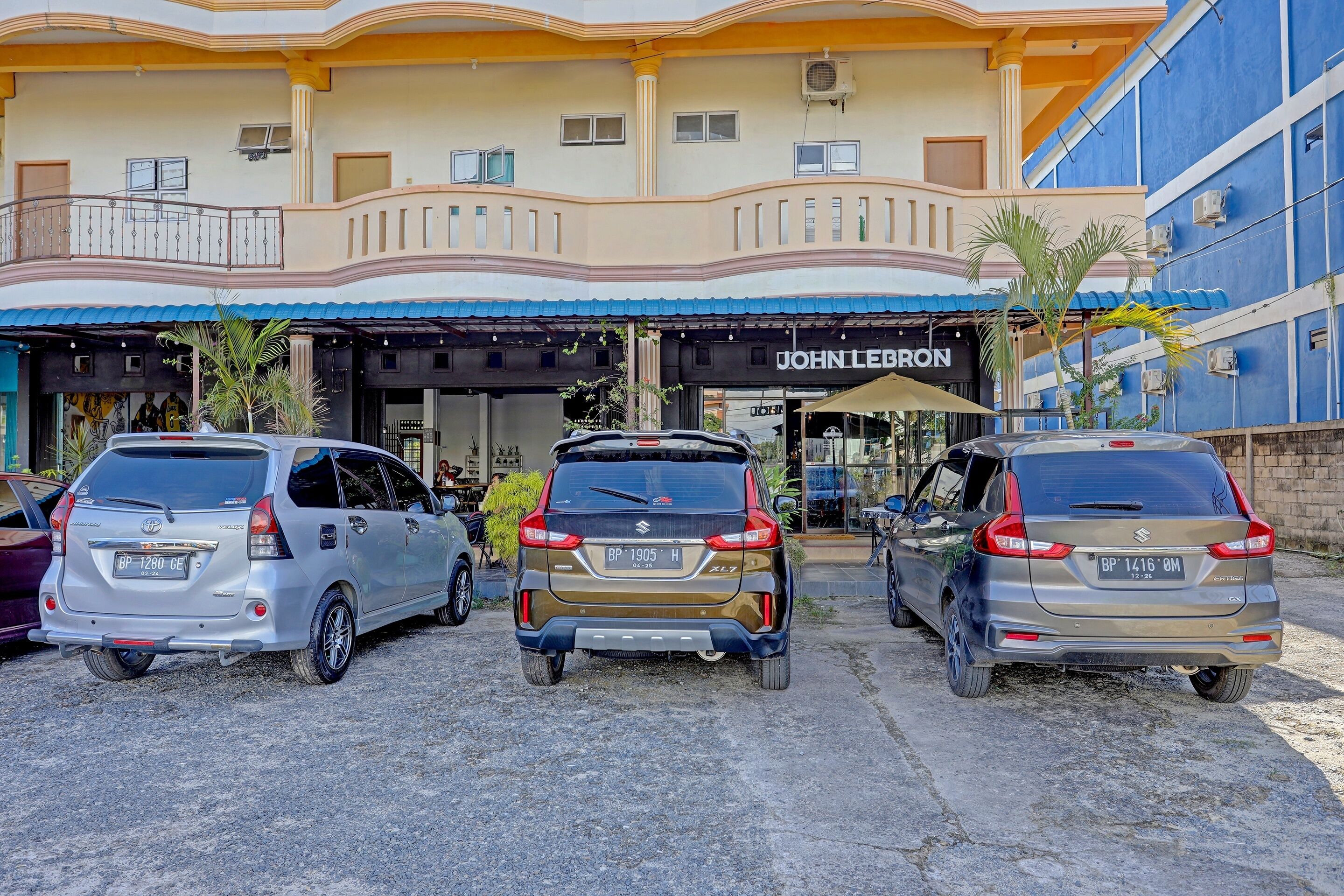 Collection O 91499 John Lebron House