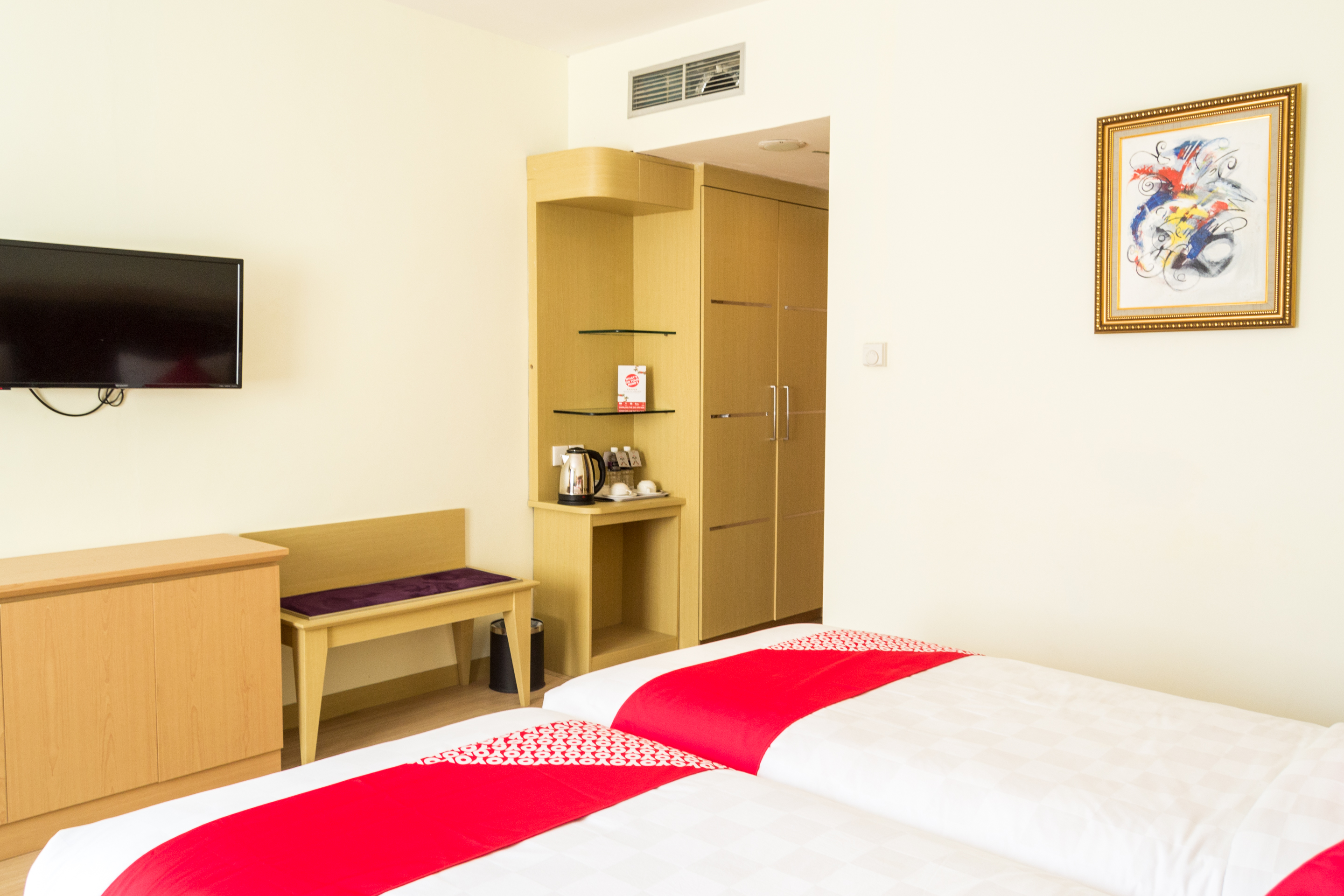 OYO 666 D' Grande Hotel Batam