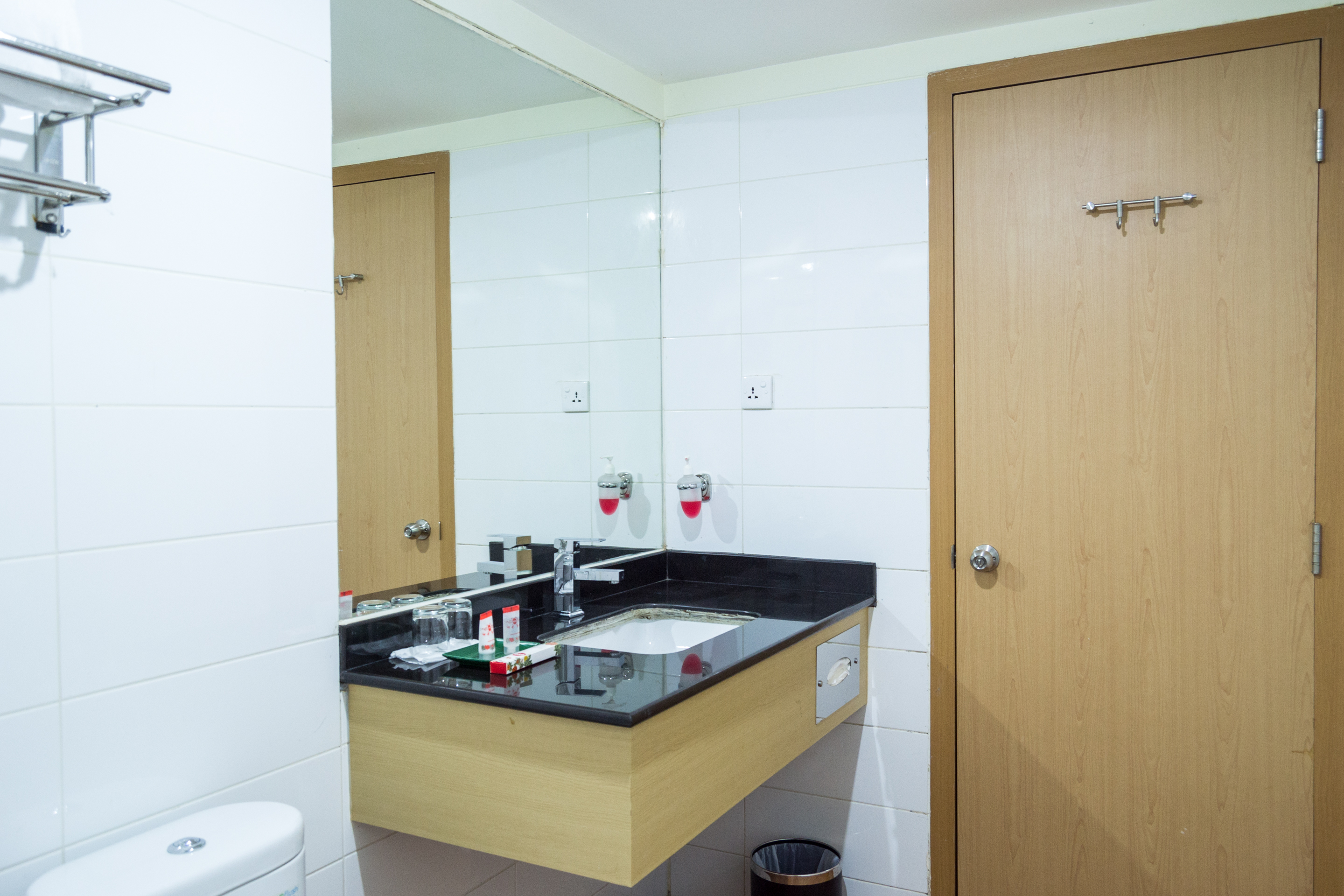 OYO 666 D' Grande Hotel Batam