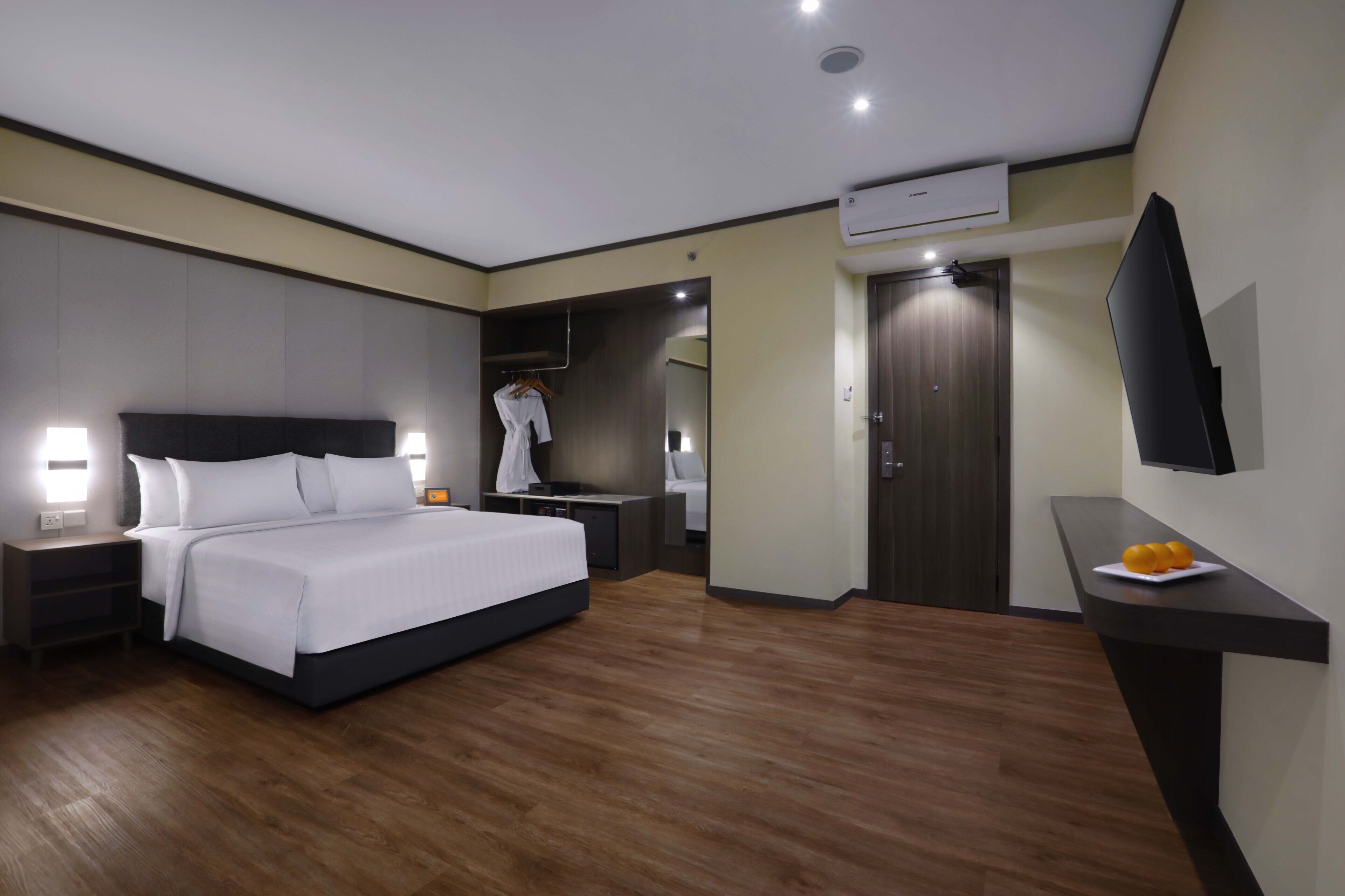 Harper Premier Nagoya Batam