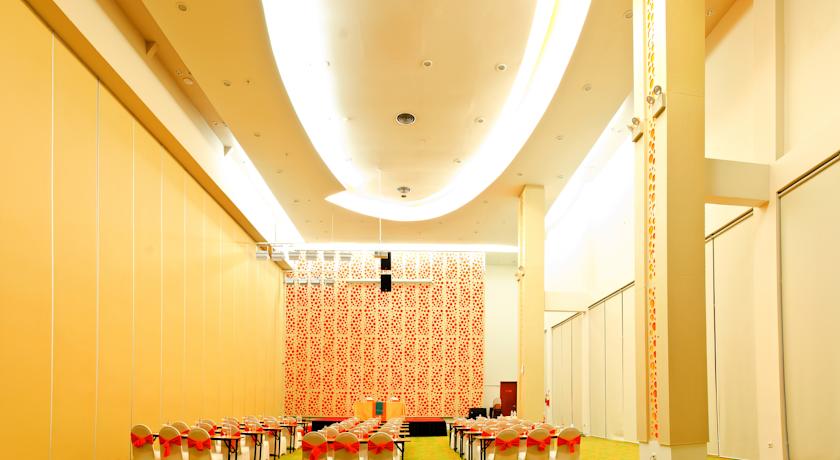 Harris Hotel Batam Center