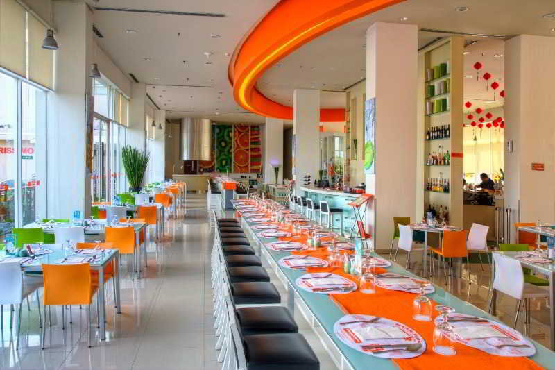 Harris Hotel Batam Center