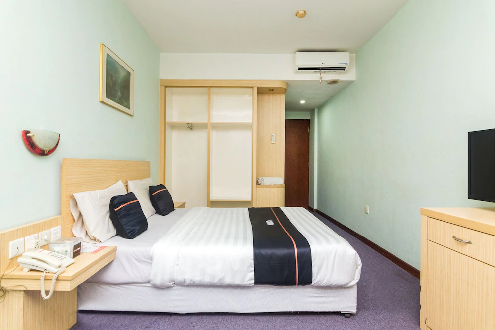 Holly Sentosa Hotel by OYO Rooms