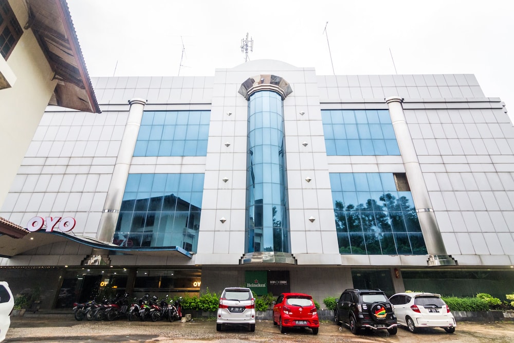 Holly Sentosa Hotel by OYO Rooms