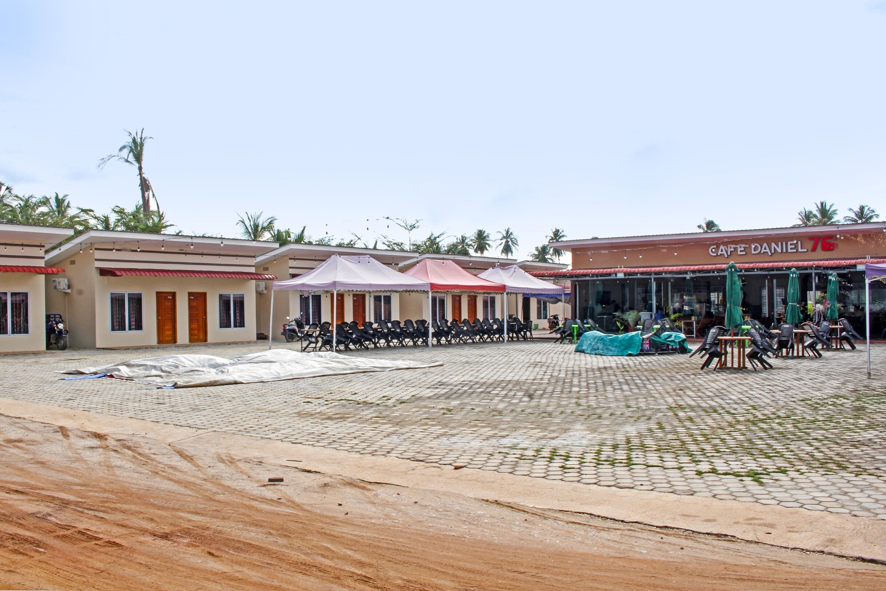 Homestay Daniel 76 by OYO