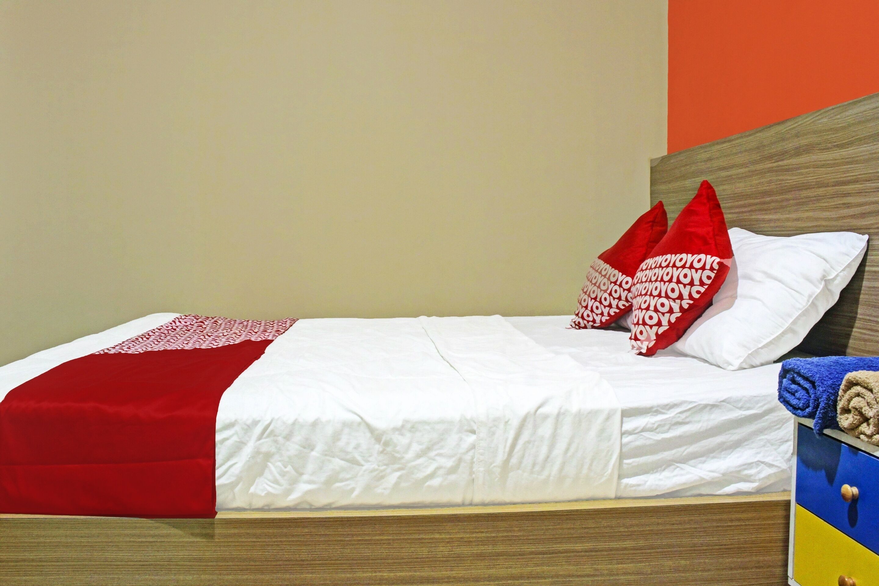 Homestay Daniel 76 by OYO