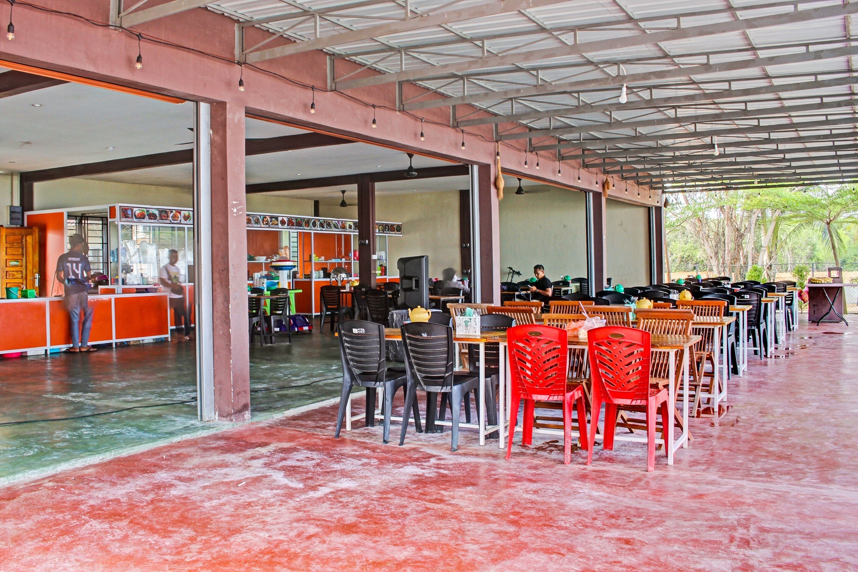 Homestay Daniel 76 by OYO