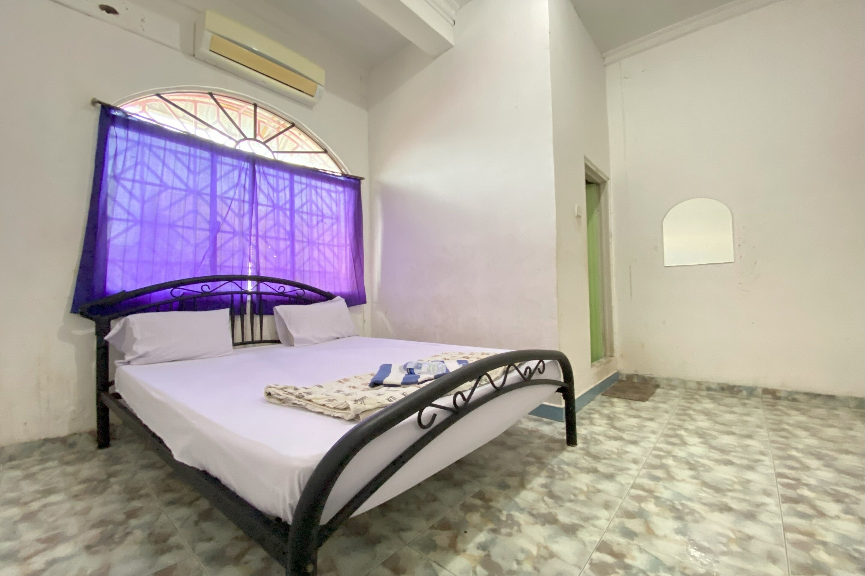 Hotel California 2 by OYO