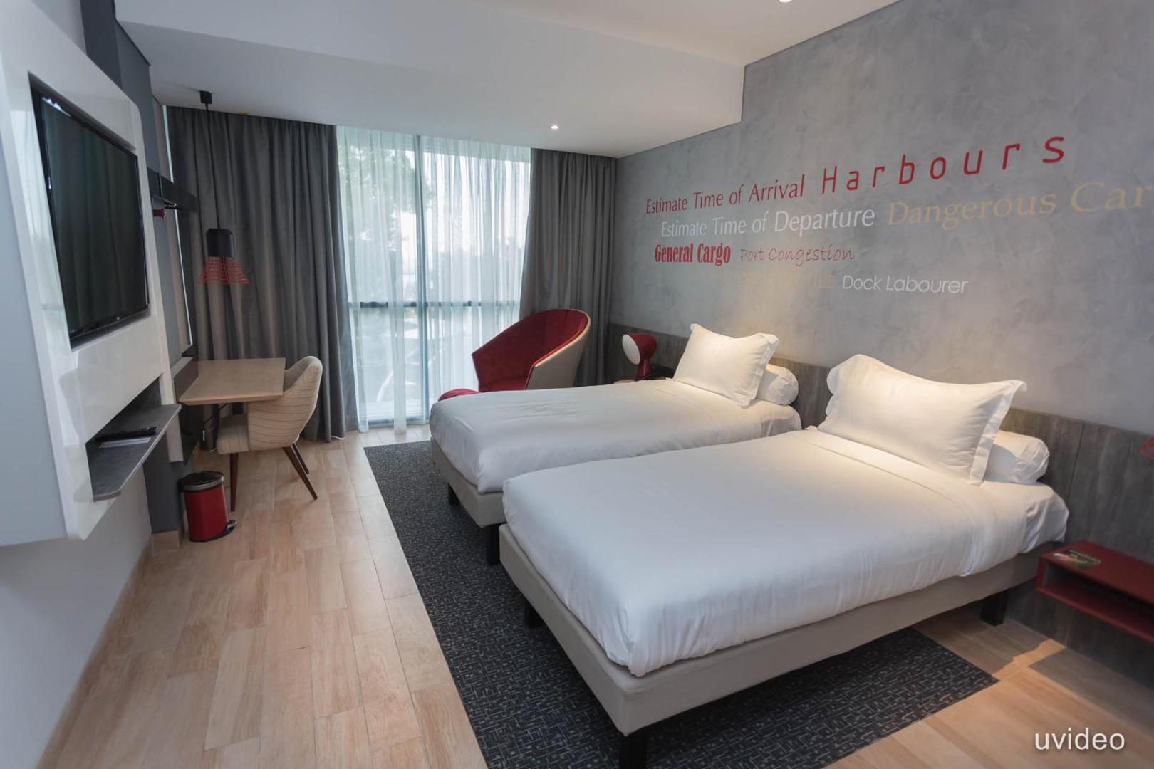 ibis Styles Batam Nagoya