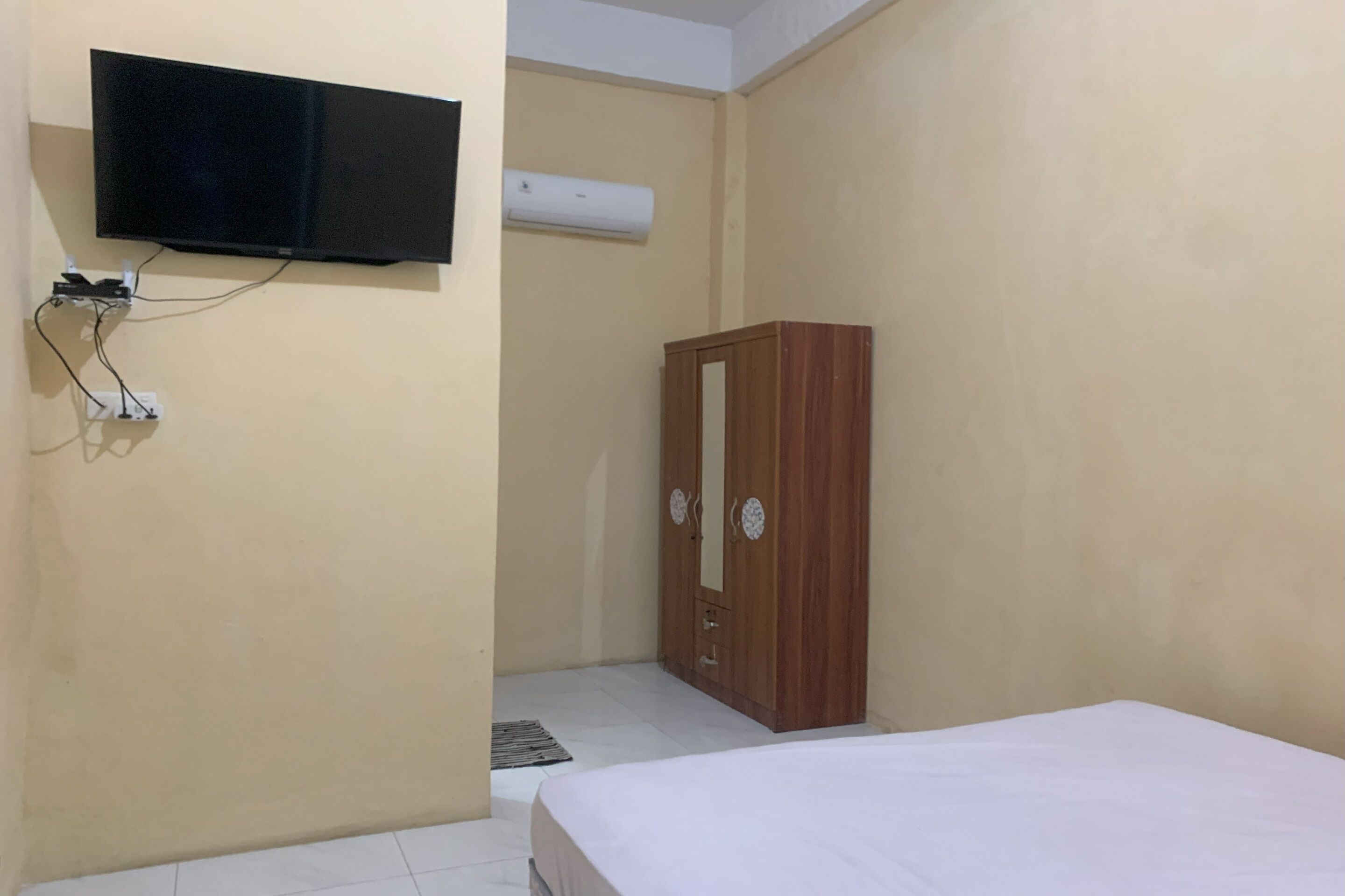 Inara Homestay by OYO
