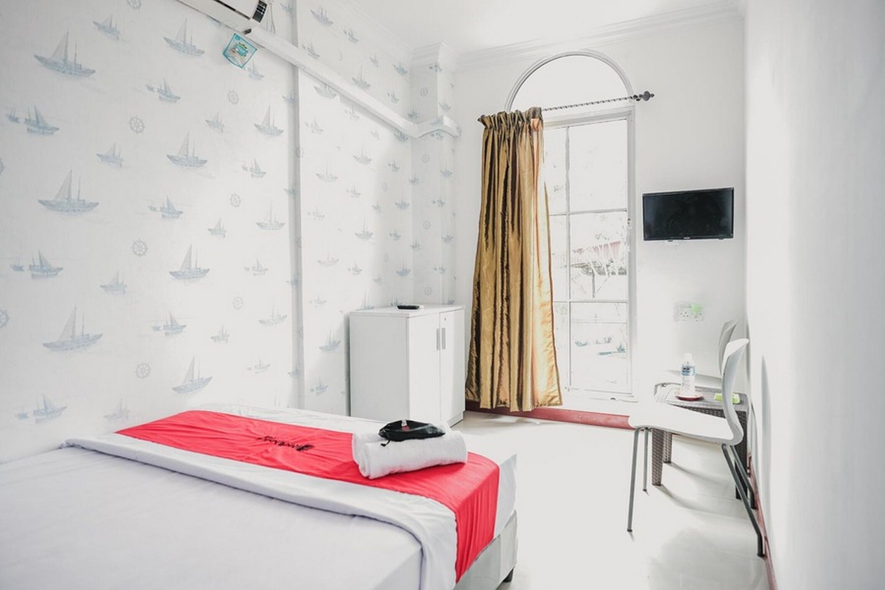 JRP Guesthouse by RedDoorz