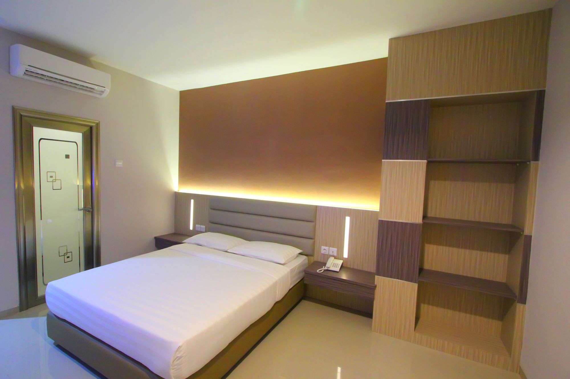 Lovina Inn Batam Centre