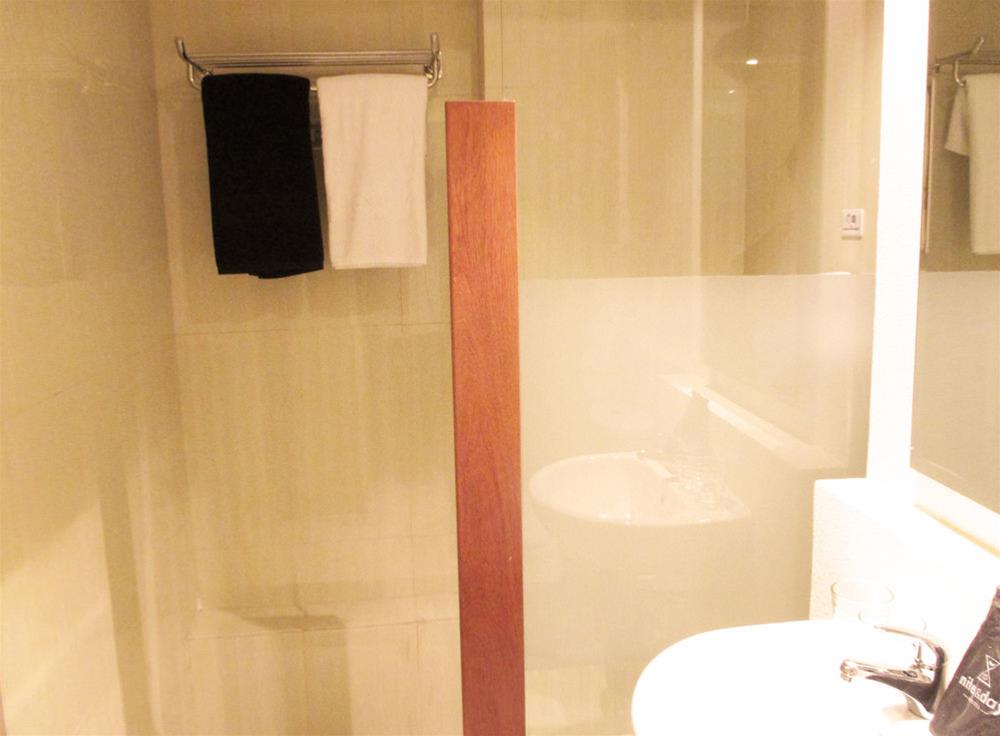 Nite And Day Batam Jodoh Square