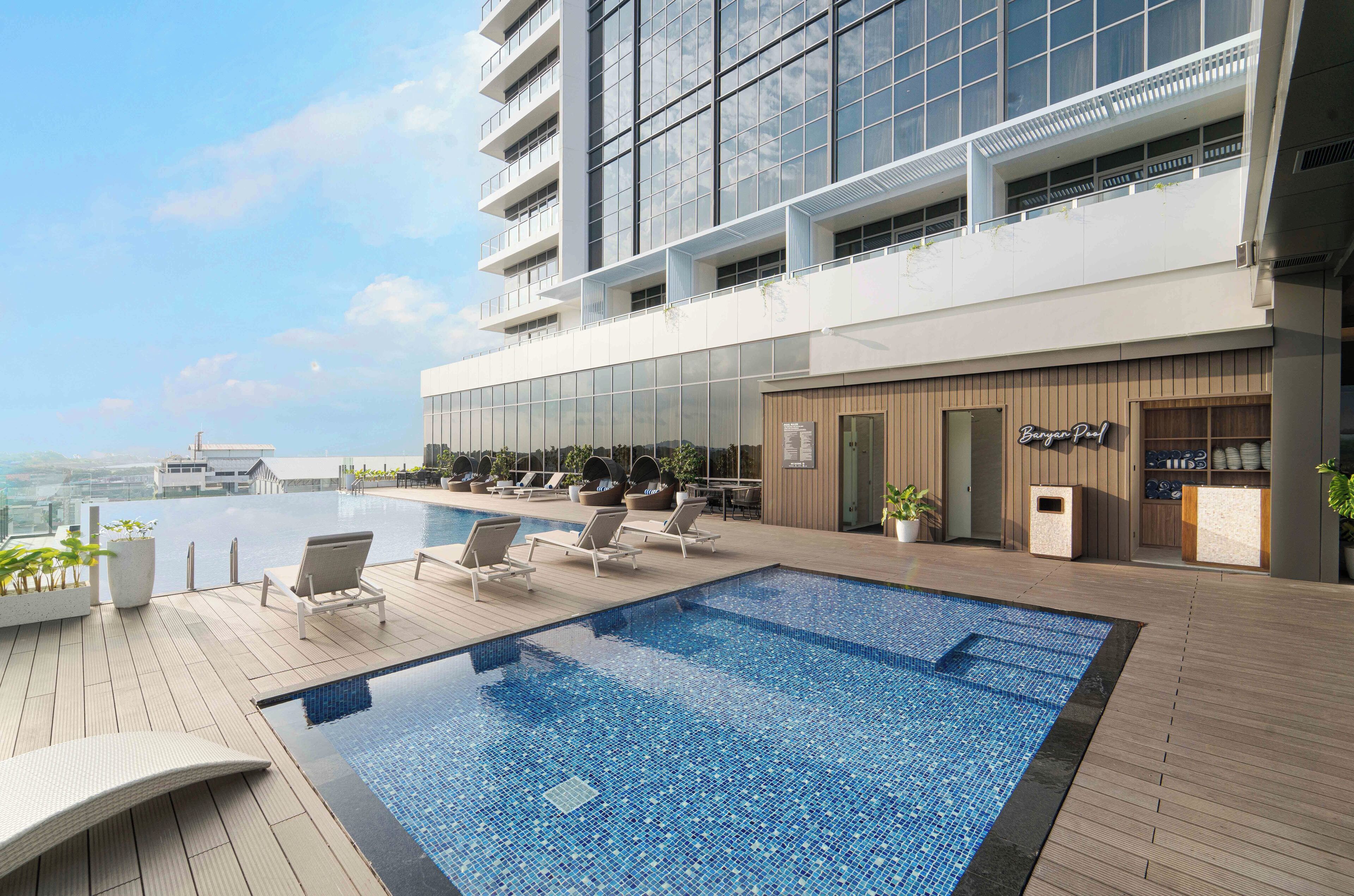 Oakwood Hotel Apartments Grand Batam