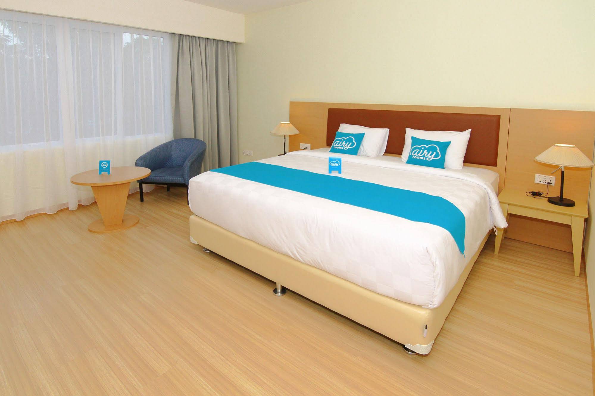 OYO 666 D' Grande Hotel Batam by Airy