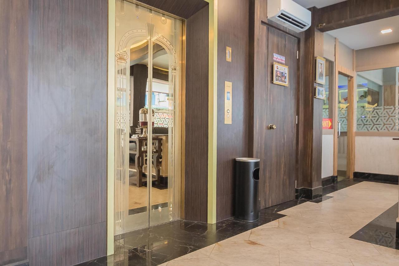 Paragon Nagoya Hotel by RedDoorz