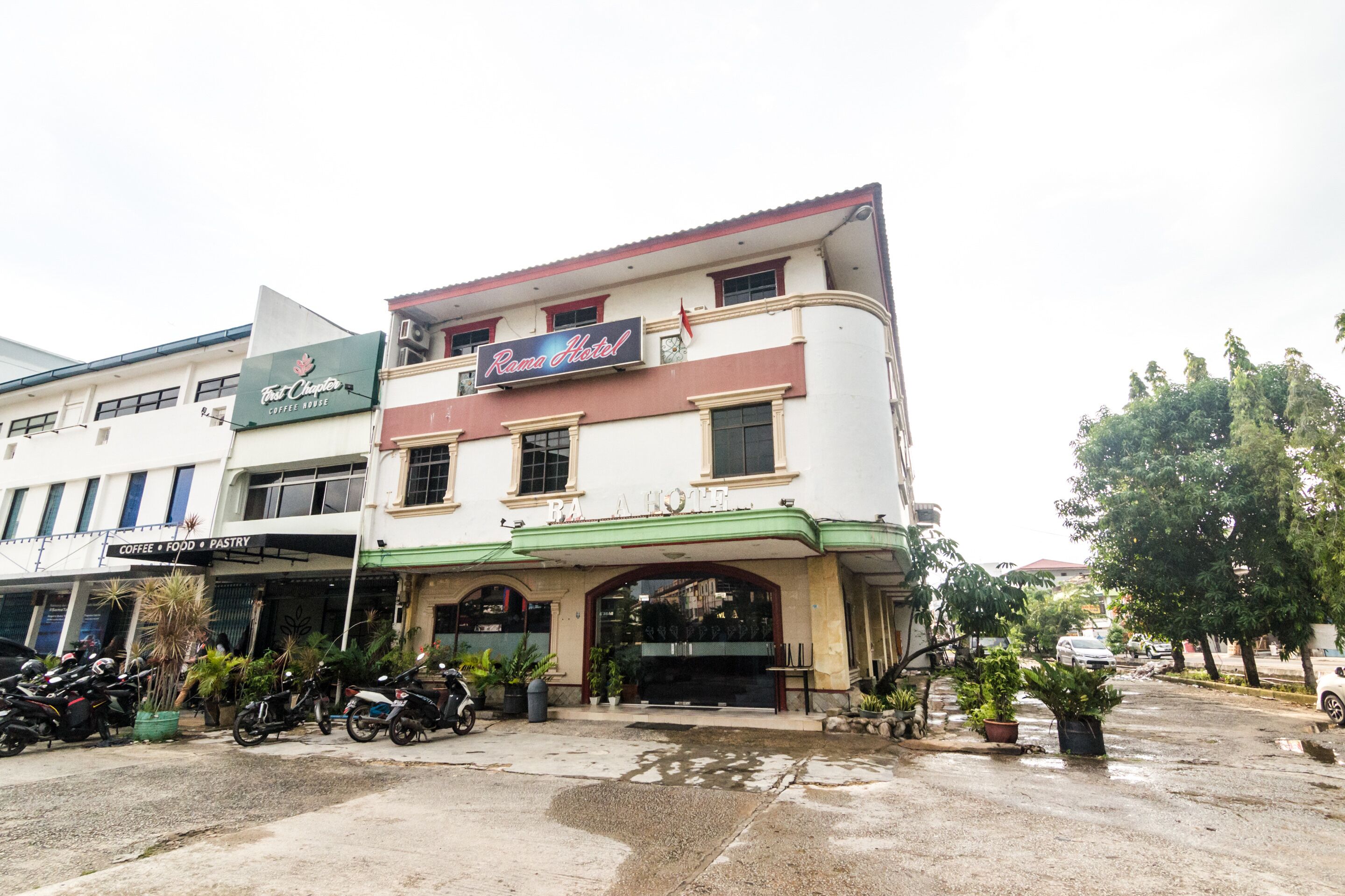 Rama Hotel by OYO Rooms